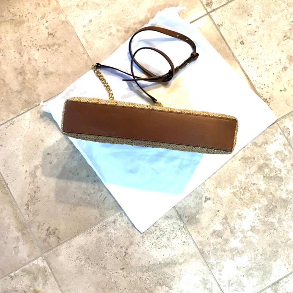 Michael Kors Straw Crossbody Bag with Brown Trim and Gold Chain - Picture 3 of 5